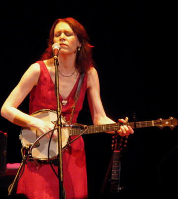 Gillian Welch, folk-country artist whose music resonates with older forms 